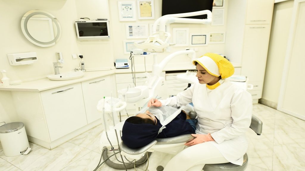 بهترین دندانپزشک اصفهان لمینت اصفهان