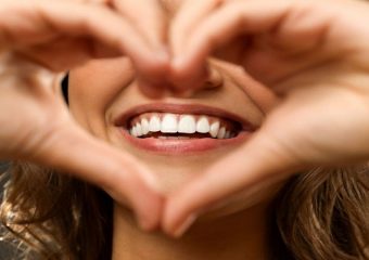 بهترین دندانپزشک اصفهان | ونیر کامپوزیت و لمینت سرامیکی چه تفاوت هایی دارند ؟