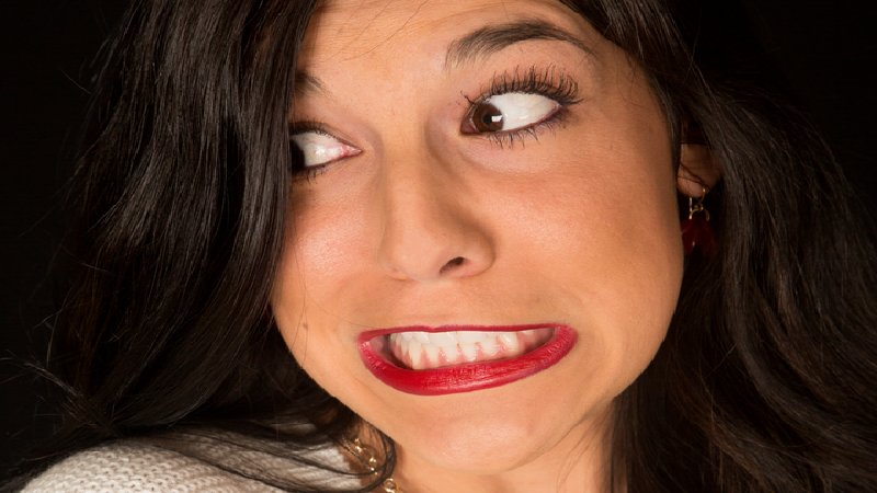 بهترین دندانپزشک اصفهان | برای سلامت مینای دندان ، دندان قروچه را درمان کنید