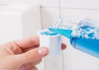 ماندگاری اثر مصرف فلوراید تا پایان عمر | بهترین دندانپزشک اصفهان