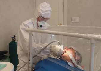 استانداردهای دندانپزشکی مقابله با کرونا | بهترین دندانپزشک اصفهان