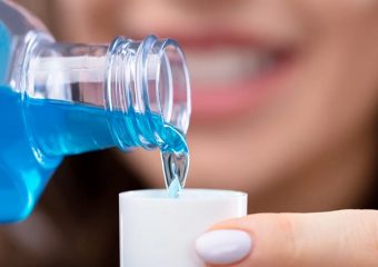 انتخاب دهان شویه مناسب | بهترین دندانپزشک اصفهان