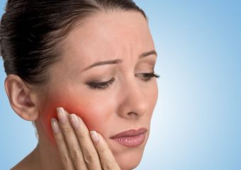 علل و علائم التهاب لثه | بهترین دندانپزشک زیبایی اصفهان