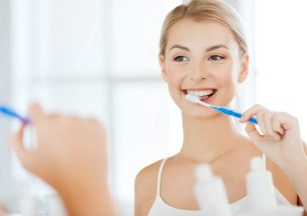 بهترین زمان برای مسواک زدن | بهترین ایمپلنت اصفهان