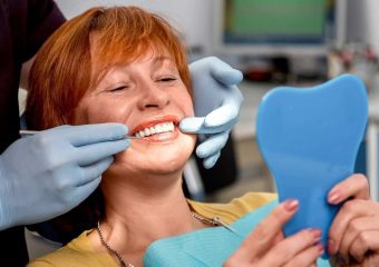 انواع روش های کاشت دندان طبیعی و کاربرد آن | بهترین دندانپزشک کودکان اصفهان | دکتر ندا مکانیک