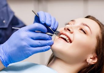 بهترین دندانپزشک اصفهان | دکتر ندا مکانیک