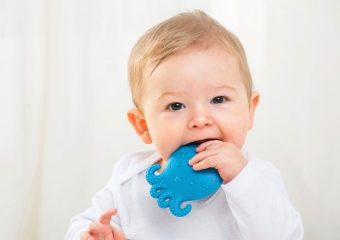 بهترین ایمپلنت اصفهان | بهترین دندانپزشک زیبایی اصفهان | نکات مهم برای زمان دندان درآوردن نوزادان | بهترین دندانپزشک کودکان اصفهان | دکتر ندا مکانیک