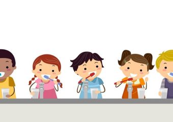 بهترین ایمپلنت اصفهان | بهترین دندانپزشک زیبایی اصفهان | نکات مهم در صحیح مسواک زدن کودکان | بهترین دندانپزشک کودکان اصفهان | دکتر ندا مکانیک