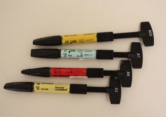 انواع کامپوزیت‌ با توجه به محل کاربرد آنها | بهترین ایمپلنت اصفهان | بهترین دندانپزشک زیبایی اصفهان | دکتر ندا مکانیک