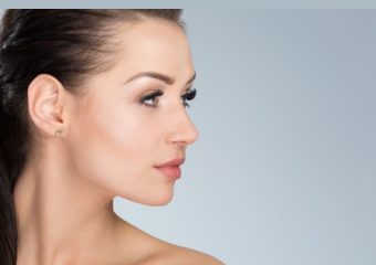 بهترین ایمپلنت اصفهان | بهترین دندانپزشک اصفهان | نقش دندان در تعیین خط فک و زیبایی چهره | بهترین دندانپزشک اصفهان | دکتر ندا مکانیک