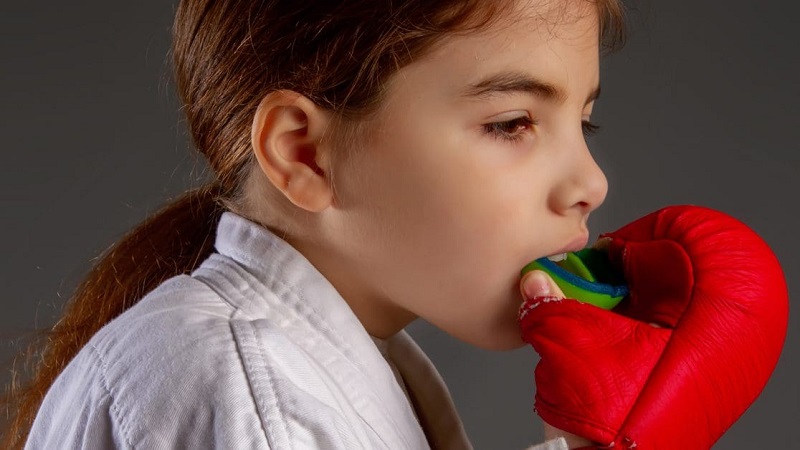 استراتژی‌های محافظت از دندان در کودکان ورزشکار | بهترین دندانپزشک کودکان اصفهان | دکتر ندا مکانیک