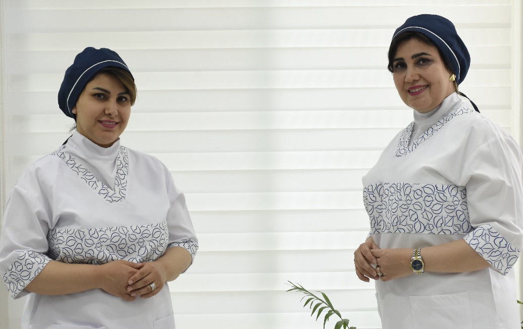 بهترین دندانپزشک اصفهان و بهترین ایمپلنت اصفهان دکتر ندا مکانیک و دکتر الناز مکانیک