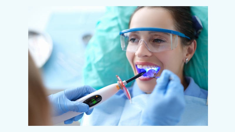 جلوه طبیعی کامپوزیتبهترین ایمپلنت اصفهان | بهترین دندانپزشک زیبایی اصفهان | دندانپزشک اصفهان| دندانپزشک کودکان اصفهان |