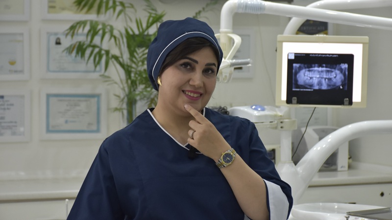 دکتر ندا مکانیک | بهترین دندانپزشک زیبایی اصفهان