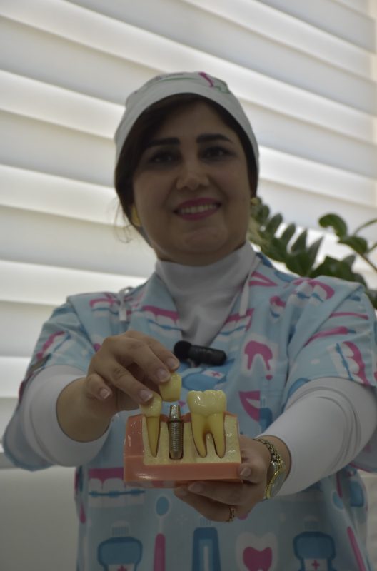 بهترین ایمپلنت اصفهان | بهترین دندانپزشک زیبایی اصفهان | دکتر ندا مکانیک | دکتر ندا مکانیک و دکتر الناز مکانیک ، بهترین دندانپزشک اصفهان ، بهترین ایمپلنت اصفهان ، بهترین لمینت دندان اصفهان، بهترین کامپورزیت دندان اصفهان