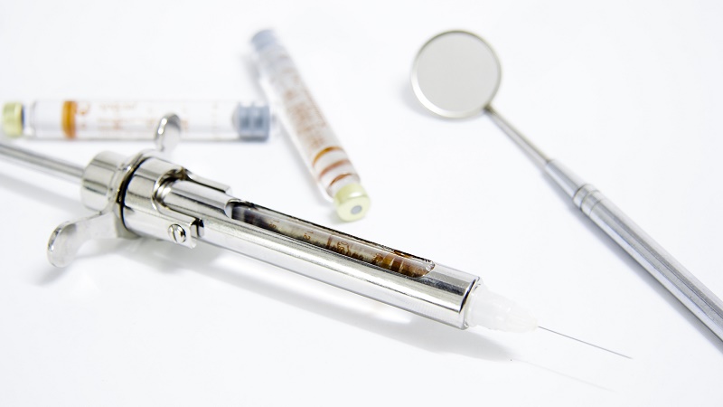 بهترین ایمپلنت اصفهان | بهترین دندانپزشک زیبایی اصفهان | بهترین دندانپزشک اصفهان | بهترین دندانپزشک کودکان اصفهان | معایب بی‌ حسی به روش سنتی