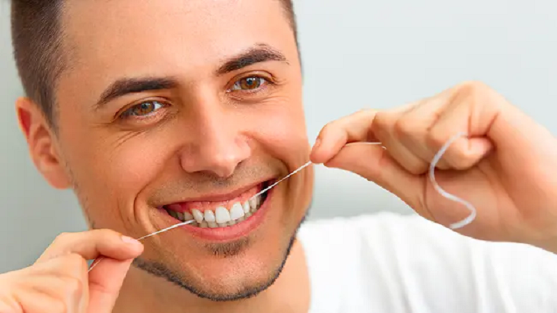 بهترین ایمپلنت اصفهان | بهترین دندانپزشک زیبایی اصفهان | بهترین دندانپزشک اصفهان | بهترین دندانپزشک کودکان اصفهان | . کاربرد نخ زیر لثه ای در کیفیت بهتر درمان های دندانپزشکی زیبایی و ترمیمی